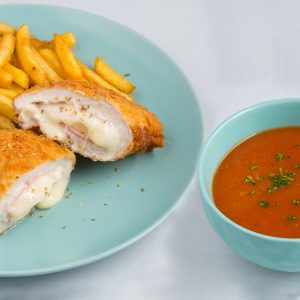 Punjena piletina + čorba od paradajza